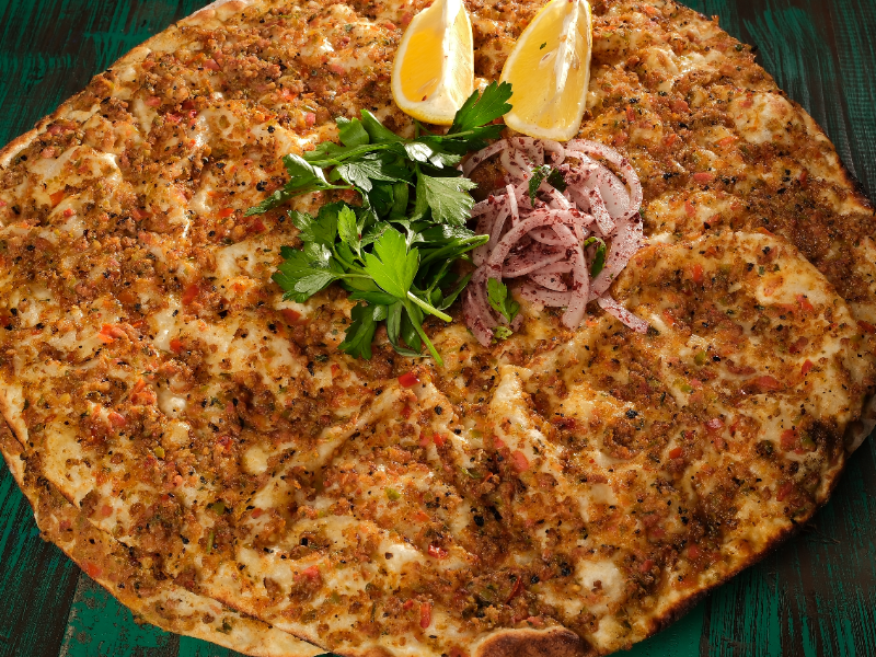 Acılı Lahmacun